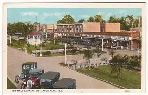 Avon Park Mall Postcard