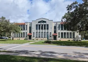 Lake Helen City Hall