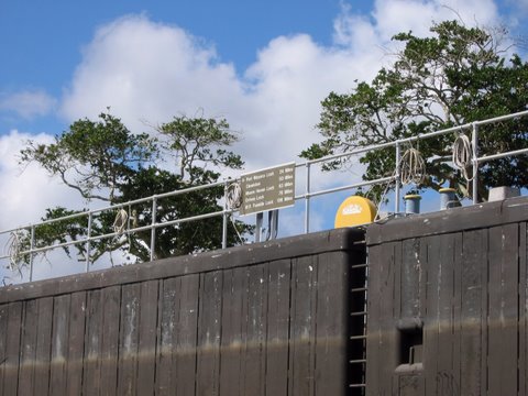 Okeechobee Waterway Inside St Lucie Lock