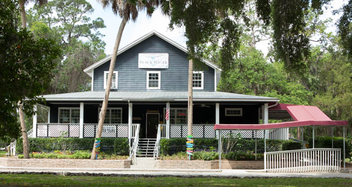 Blackwater Grill and Bar, Yankeetown