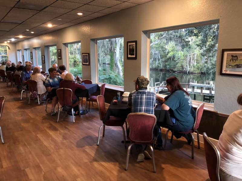 Blackwater Grill and Bar, Yankeetown