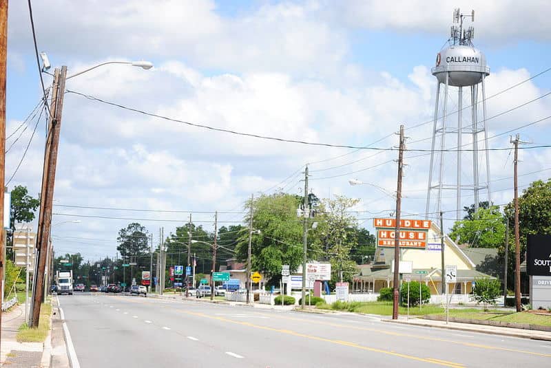 Callahan, Florida with Huddle House and Water Tower