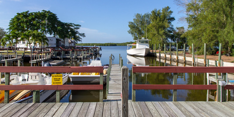 Chokoloskee Parkway Motel and Marina