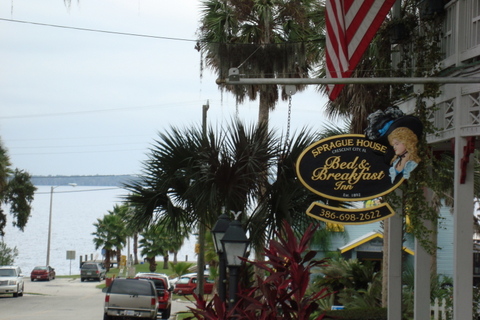 Crescent City Florida: On Beautiful Crescent Lake Off The St Johns River