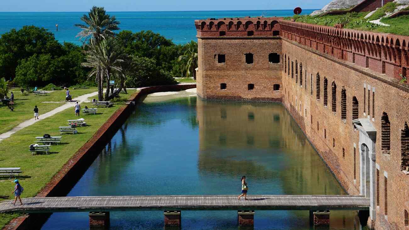 Fort Jefferson on Dry Tortugas Fort Jefferson on Dry Tortugas