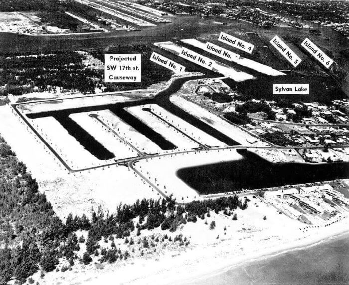 Harbor Beach Before the 17th St Causeway