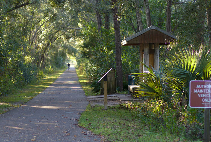 Gainesville-Hawthorne Trail, Hawthorne Entrance in October 2018.