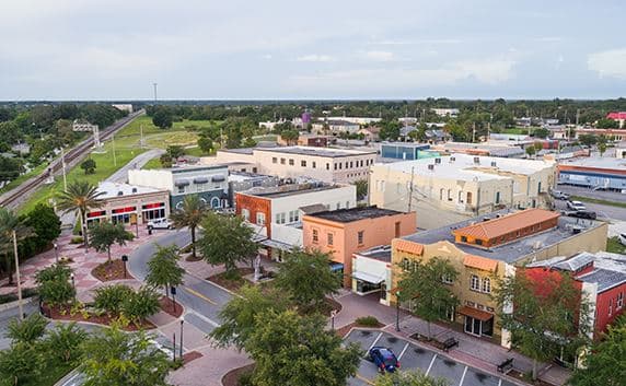 Haines City Florida: Historic Polk Hotel & Scenic Hwy 17
