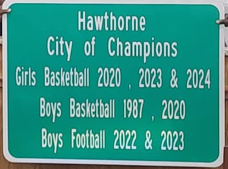 Hawthorne City Limits sign, December 2024