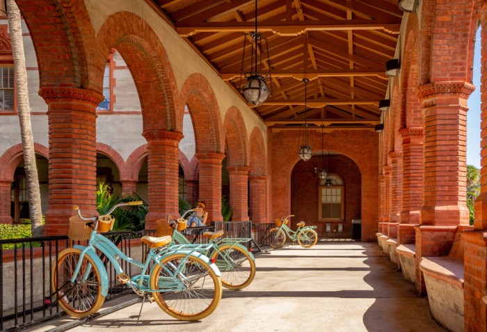 Hotel Ponce Student Bikes