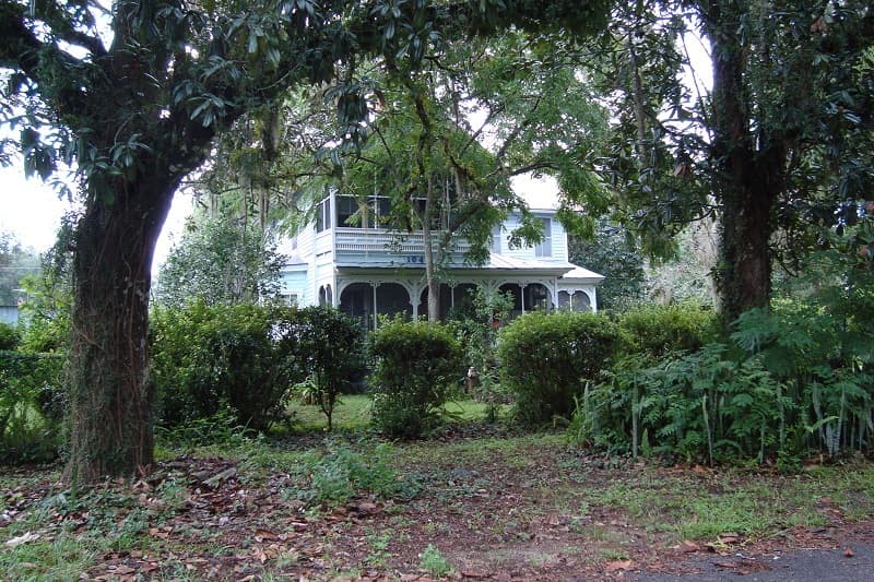 Old Home in Interlachen