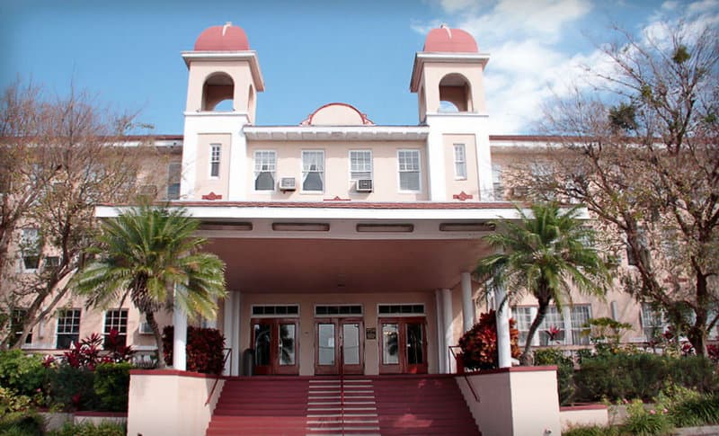 Kenilworth Lodge in Sebring