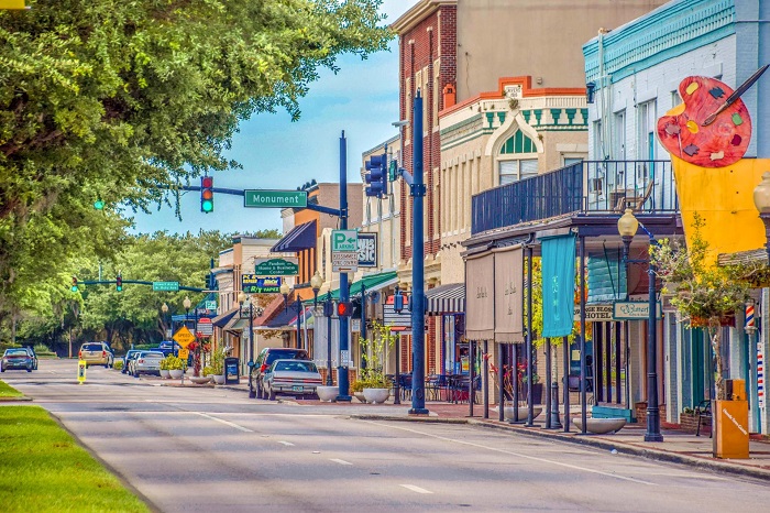 Kissimmee, Florida - Historic Cattle Town Swallowed By Mouse