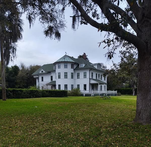 Lippincott Mansion aka Melrose Hall