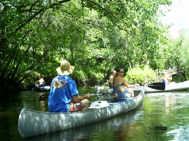 Canoers at Little Manatee River State Park