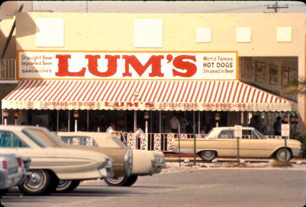 A Typical Lum's Restaurant