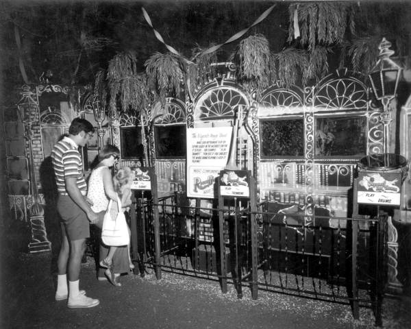 Mystery Fun House Was A Popular Orlando Attraction