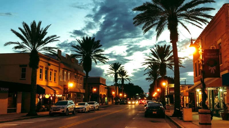 New Smyrna Beach Florida Historic Town With Beautiful Beach