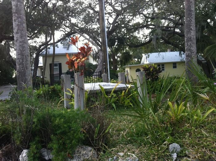 Charles Dummitt Tomb on Canova Street, New Smyrna Beach