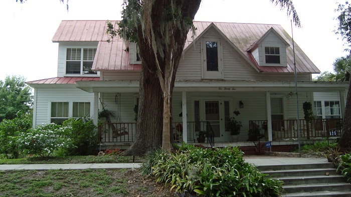 Home in Oakland, Florida