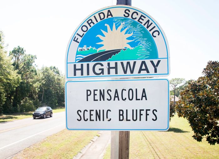 Pensacola Scenic Bluffs Sign