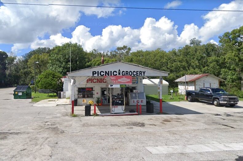 Picnic Grocery Store