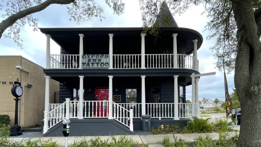 Plaza Hotel Building housing Oxford Ink Tattoo