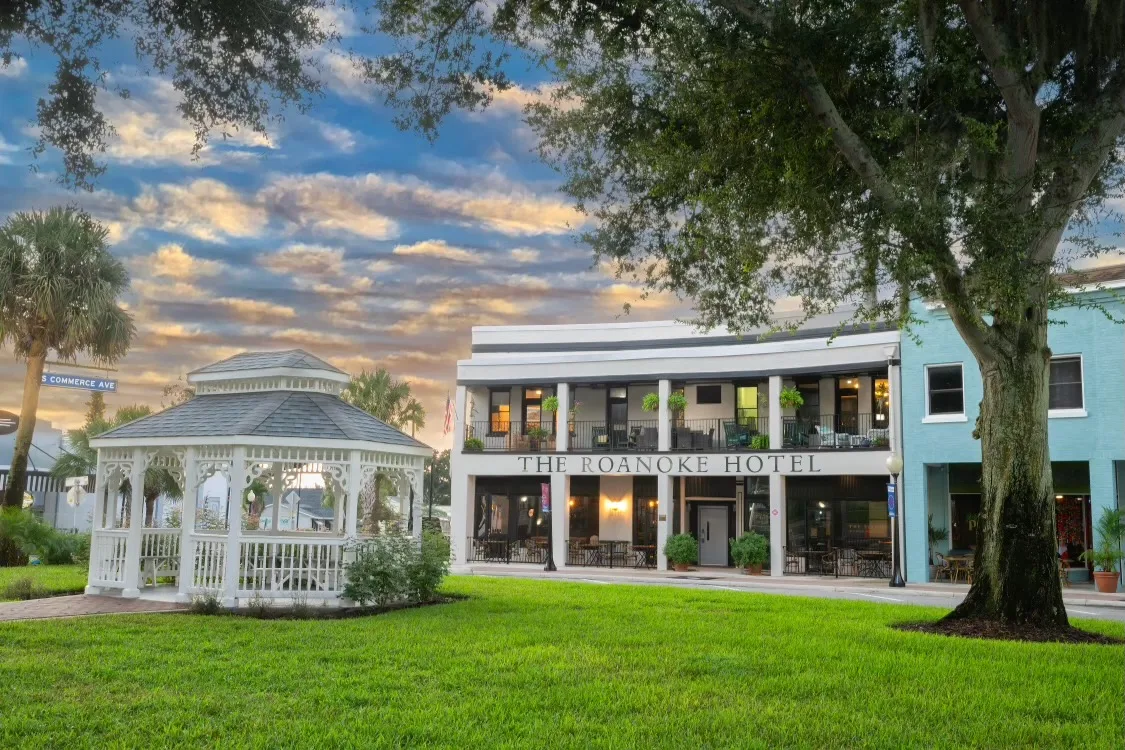 Sebring Roanoke Hotel