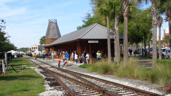 Tavares Train Station