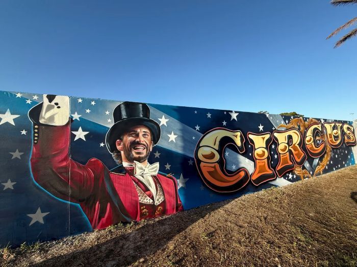Venice Circus Mural