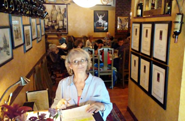 Vintage on 5th in Crystal River, Florida