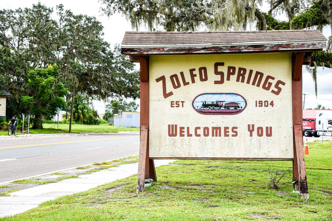 Welcome sign to Zolfo Springs, Florida